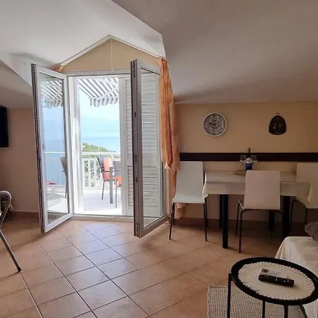 Ancora, Crkvice Apartman