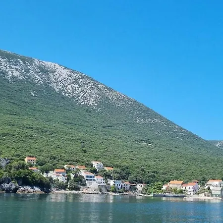 Ancora, Crkvice
