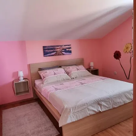 Ancora, Crkvice Apartman *